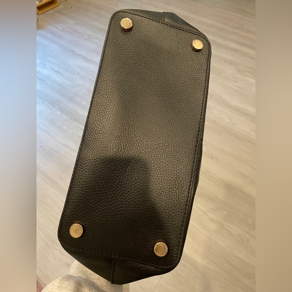 Michael Kors Bedford Tote - Picture 5 of 5